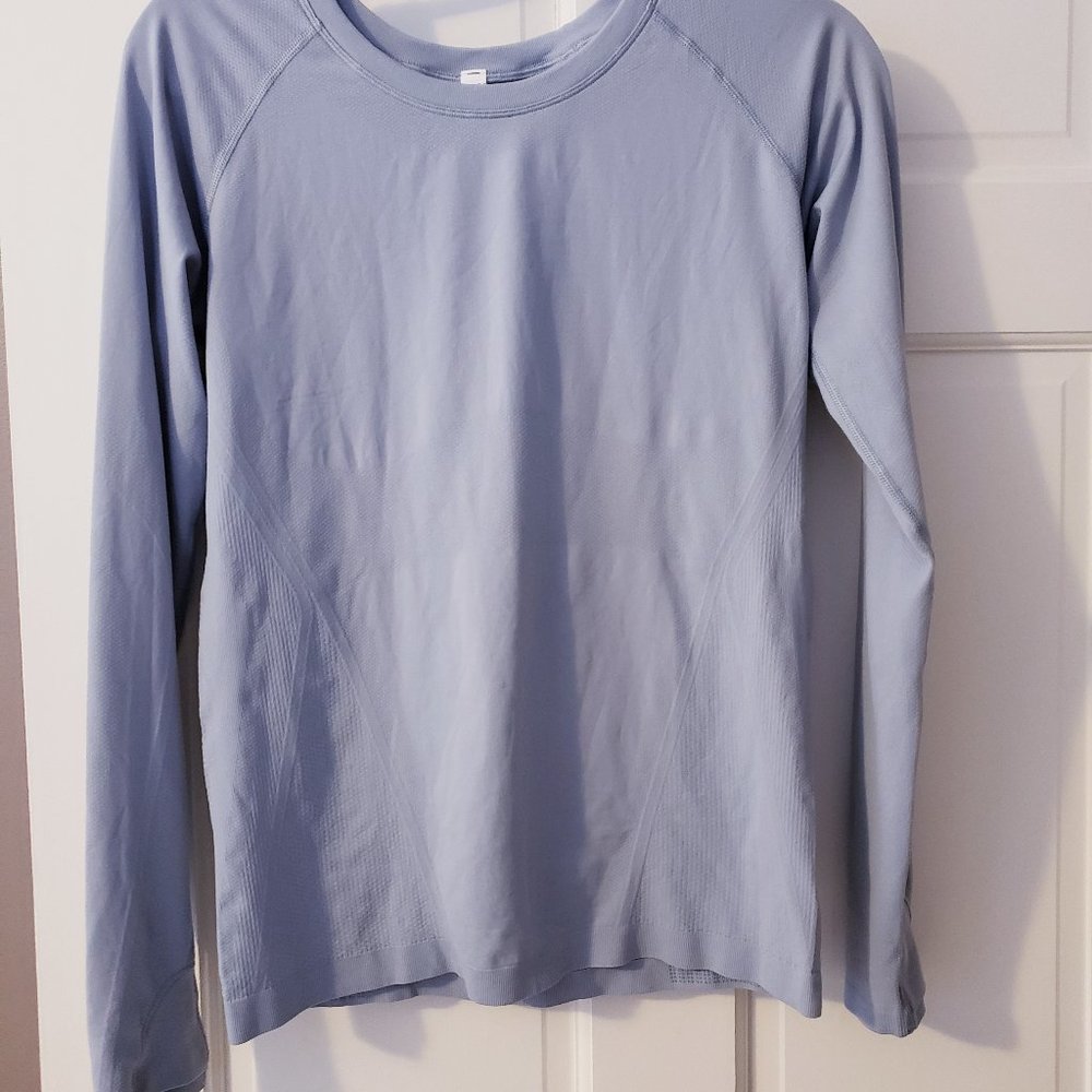 New Athleta Momentum top Size Large